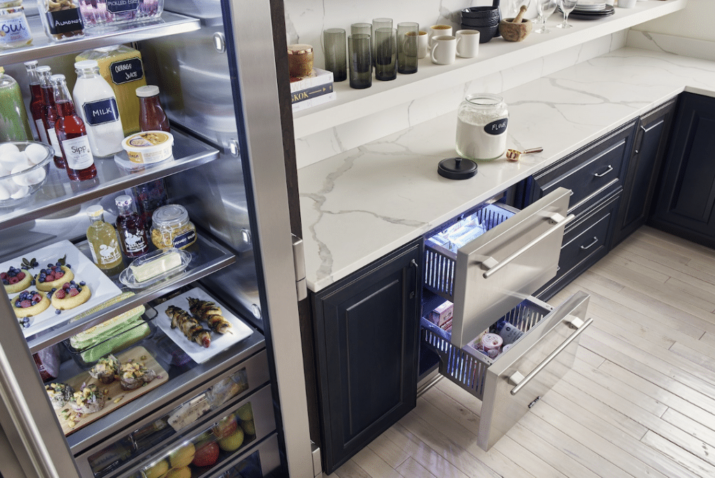 Glass Door Refrigerator Column and Undercounter Drawers Freezer/Refrigerator - Kitchen Countertop Display